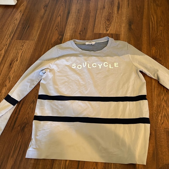 SoulCycle Long Sleeve Woman’s Shirt Size Medium - Picture 1 of 6